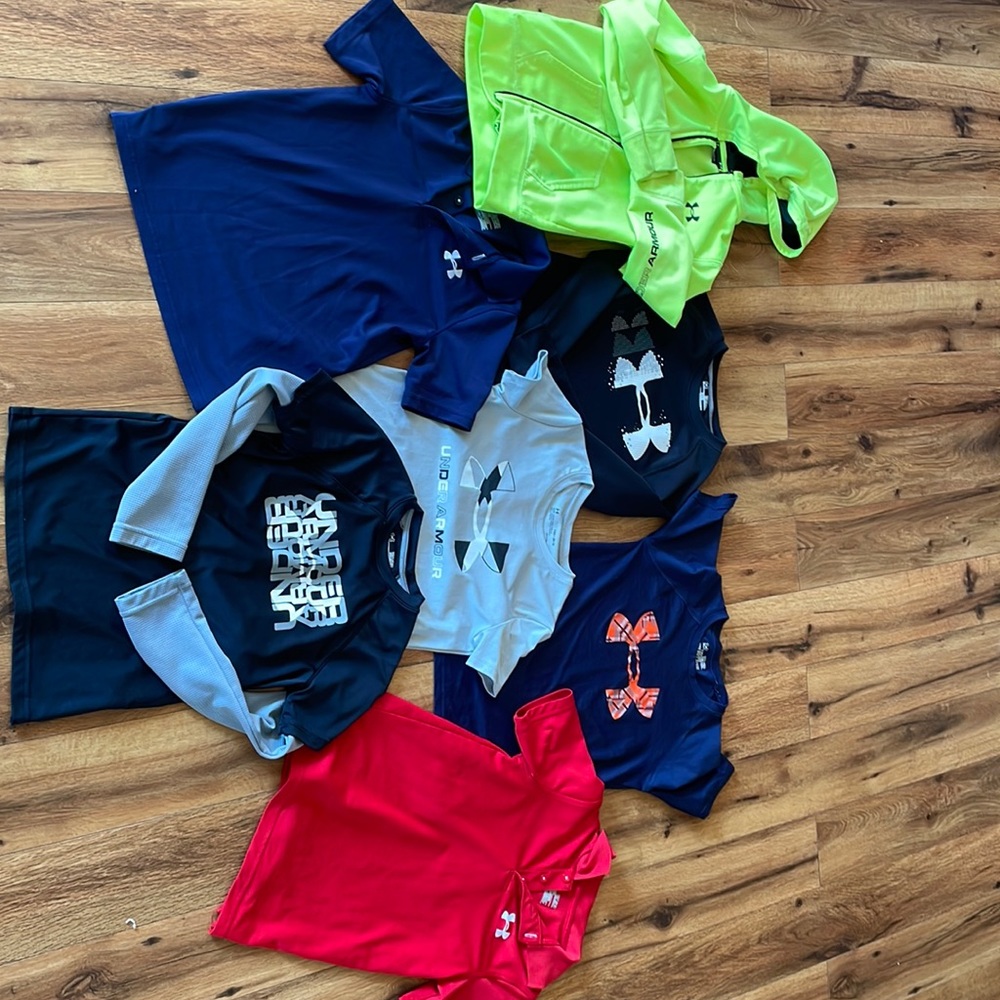 Boys Under Armour Lot small/med